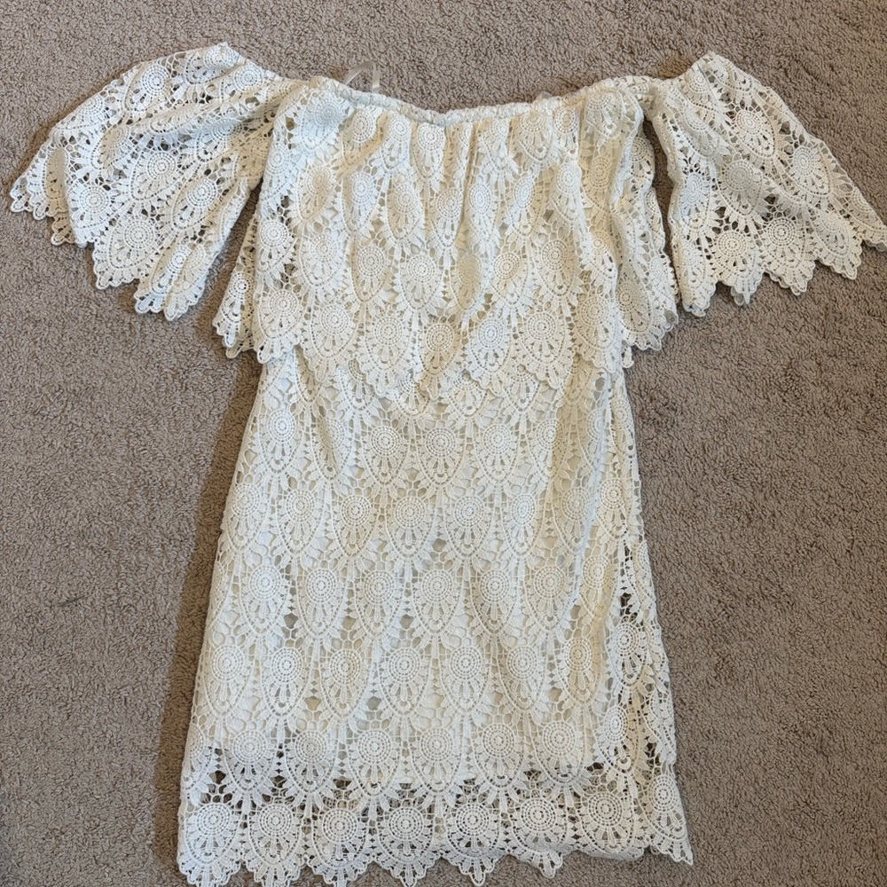 Elegant Lace Off-Shoulder Dress
